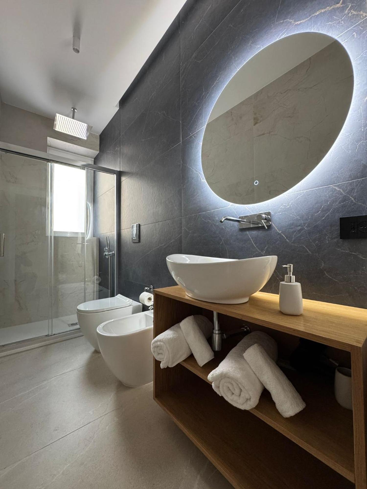 Politeama'S Home - Luxury Apartment باليرمو المظهر الخارجي الصورة